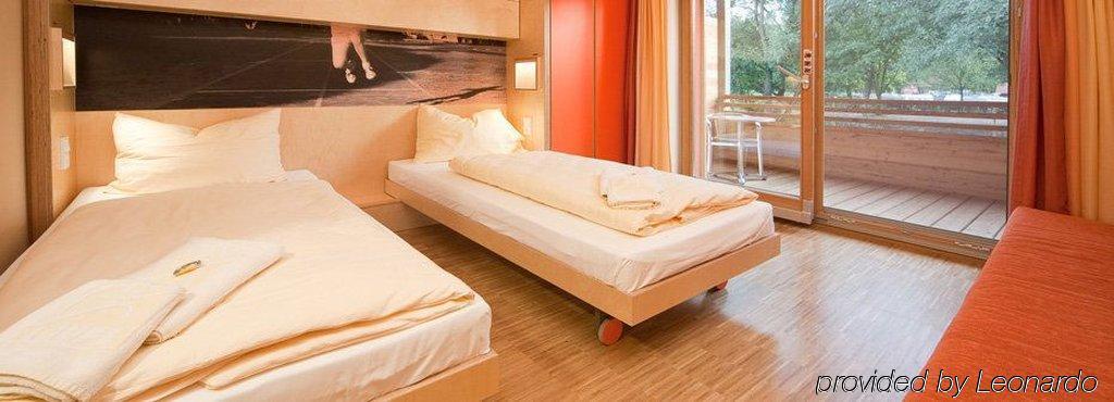 Jufa Hotel Λάιμπνιτς Δωμάτιο φωτογραφία